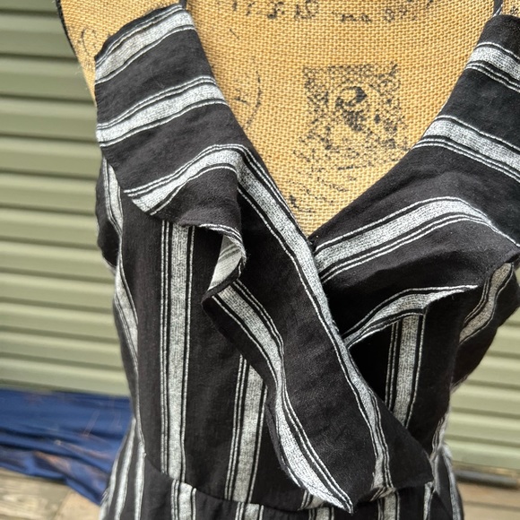 5/25 Alter’d State black and white dress size L - Picture 3 of 7